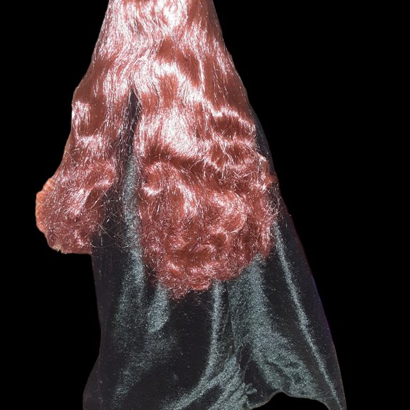 Barbie Princess of Ireland - Picture 3 of 4